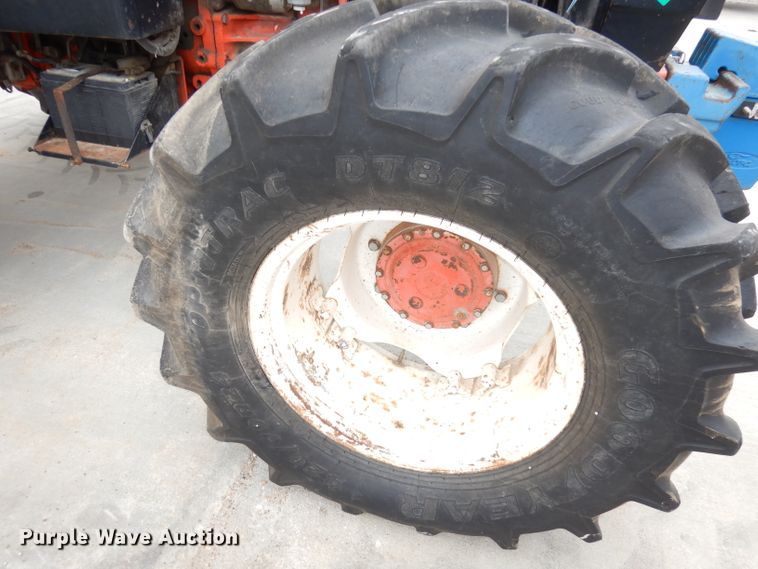 image for item DG0666 New Holland  MFWD tractor