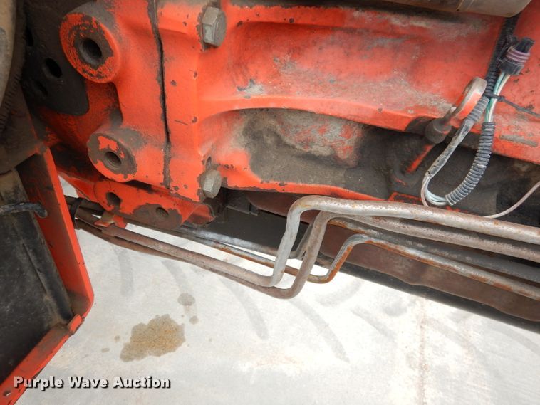 image for item DG0666 New Holland  MFWD tractor