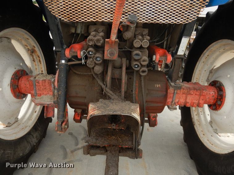 image for item DG0666 New Holland  MFWD tractor