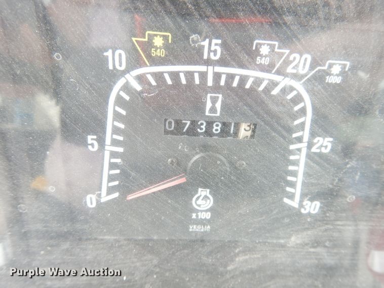 image for item DG0666 New Holland  MFWD tractor