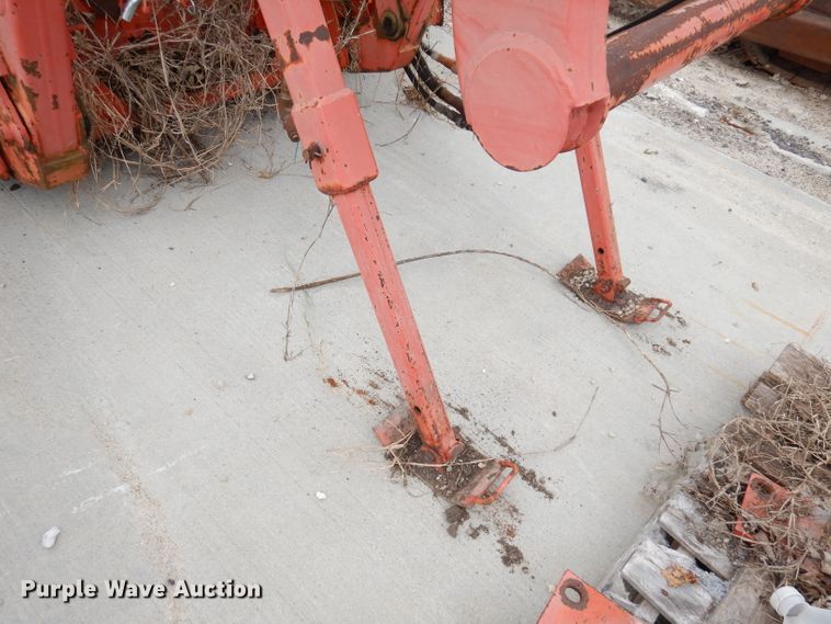 image for item DG0666 New Holland  MFWD tractor