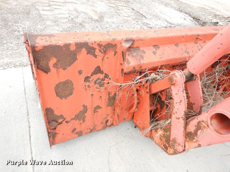 image for item DG0666 New Holland  MFWD tractor