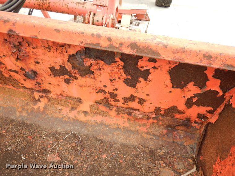 image for item DG0666 New Holland  MFWD tractor