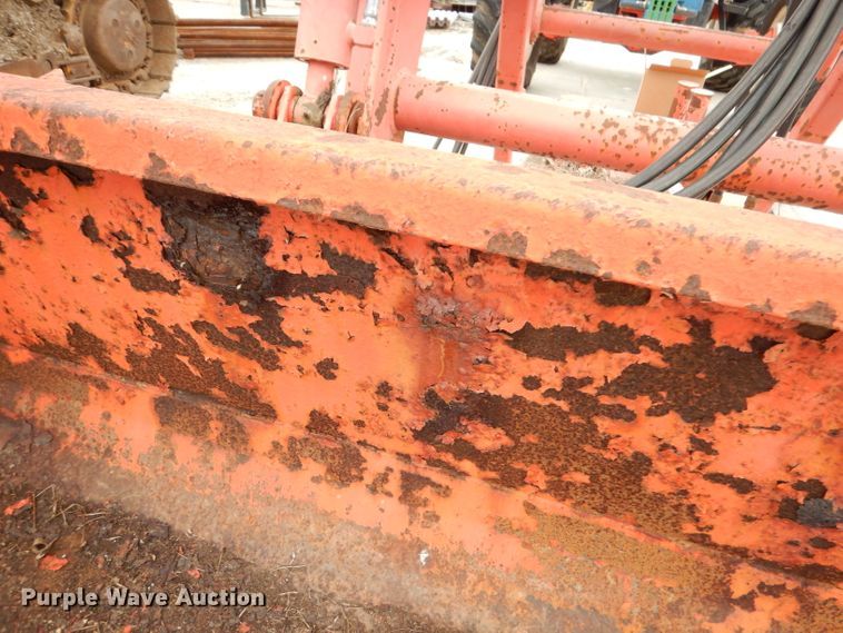 image for item DG0666 New Holland  MFWD tractor