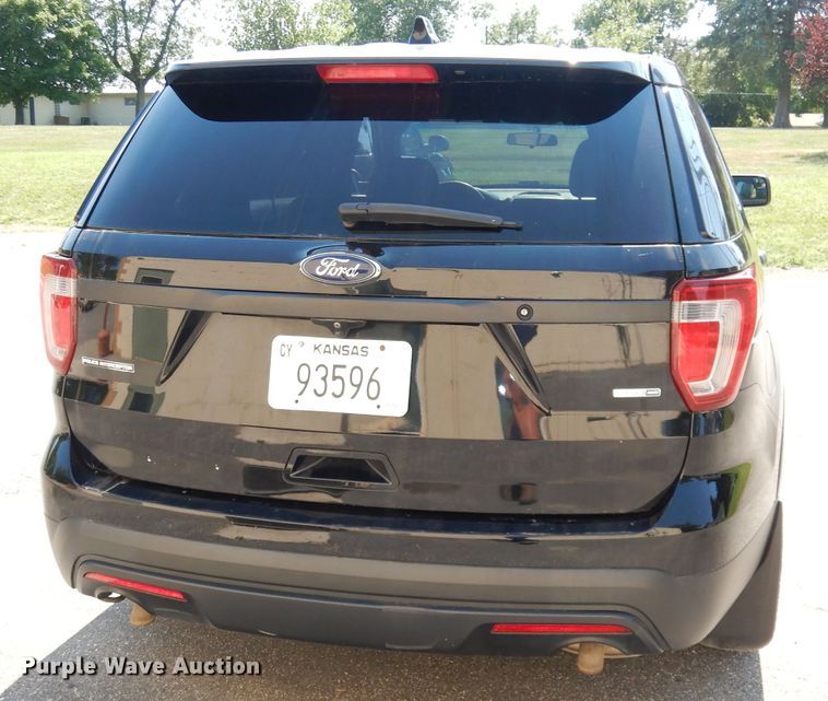 image for item DG0671 2016 Ford Explorer Police Interceptor  SUV