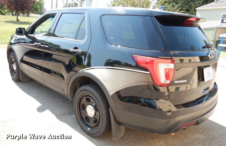 image for item DG0671 2016 Ford Explorer Police Interceptor  SUV