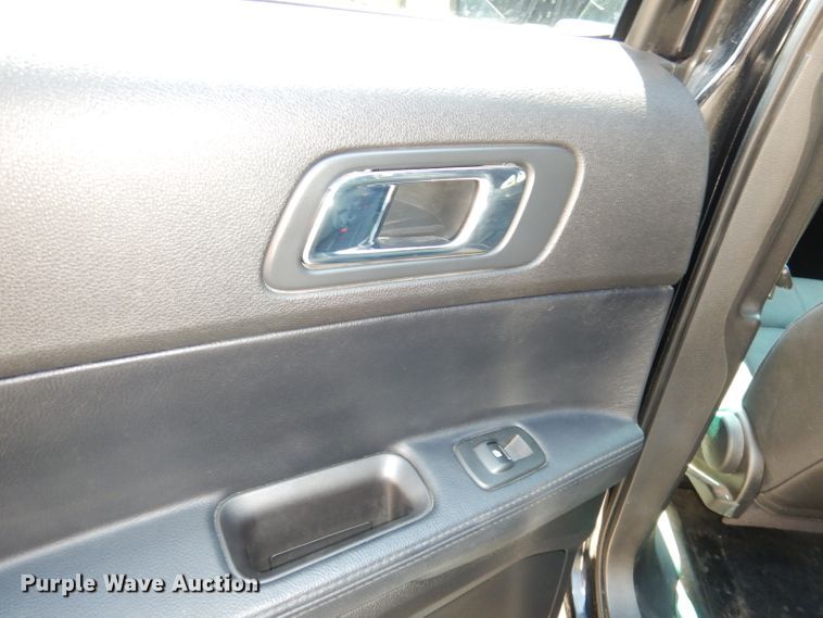 image for item DG0671 2016 Ford Explorer Police Interceptor  SUV