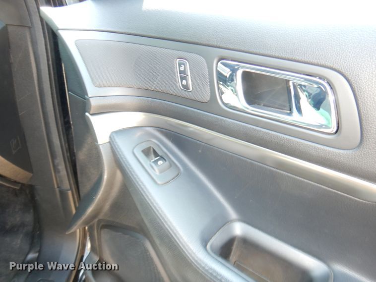 image for item DG0671 2016 Ford Explorer Police Interceptor  SUV