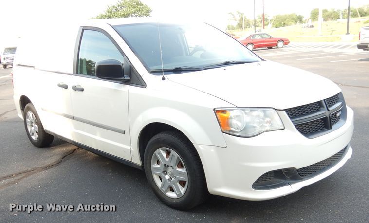 image for item DG0690 2012 Dodge Grand Caravan  van