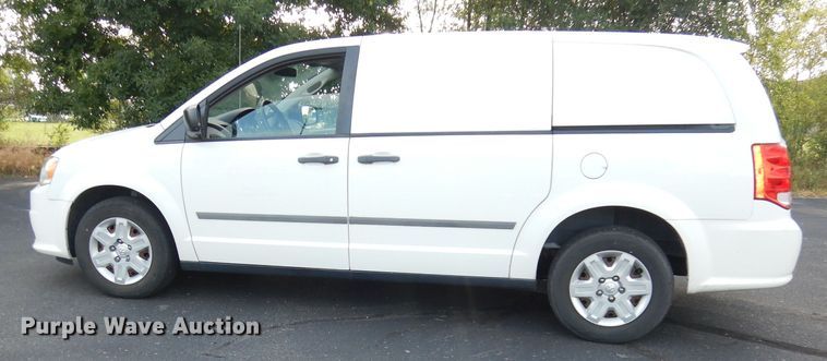 image for item DG0690 2012 Dodge Grand Caravan  van