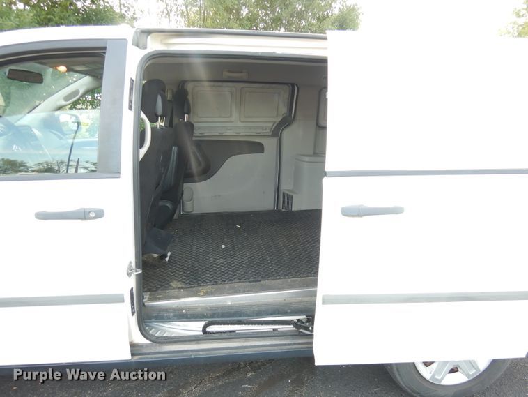 image for item DG0690 2012 Dodge Grand Caravan  van