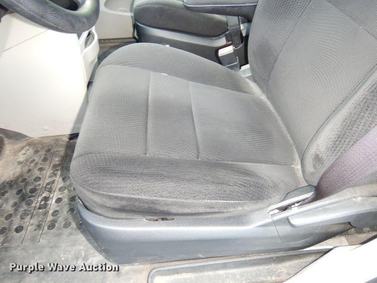 image for item DG0690 2012 Dodge Grand Caravan  van