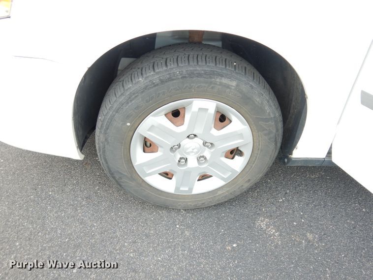 image for item DG0690 2012 Dodge Grand Caravan  van