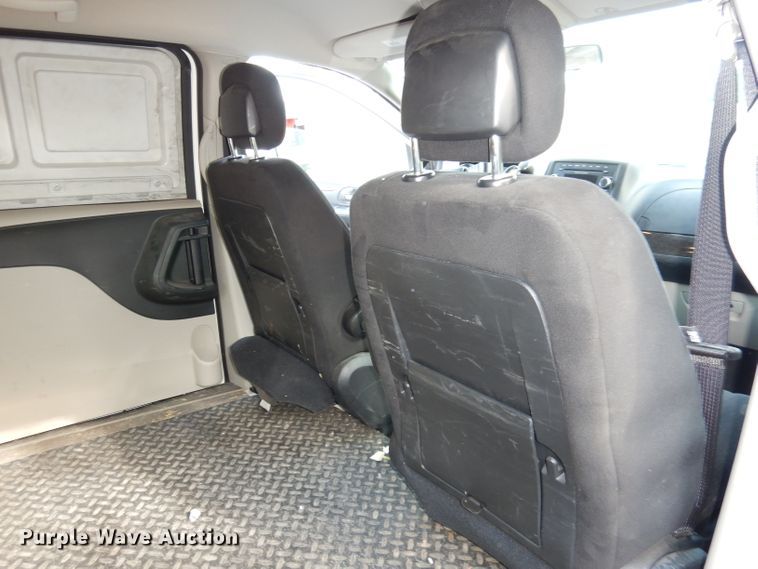 image for item DG0690 2012 Dodge Grand Caravan  van