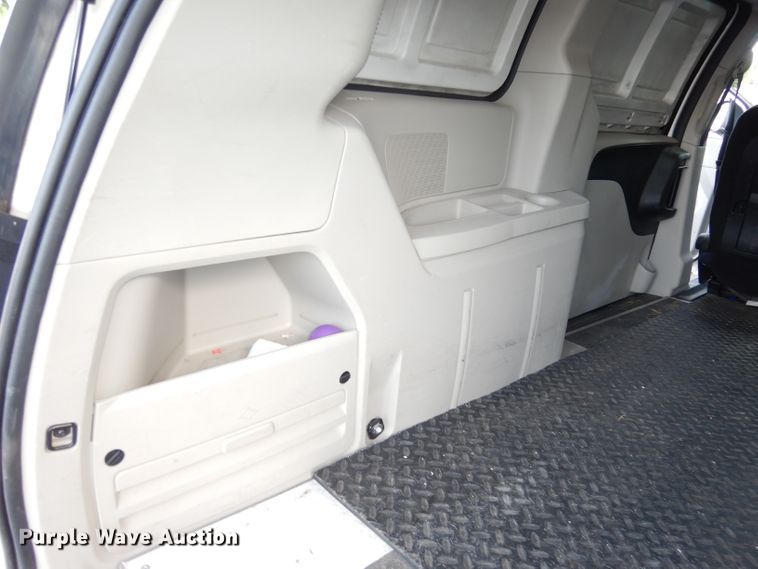 image for item DG0690 2012 Dodge Grand Caravan  van
