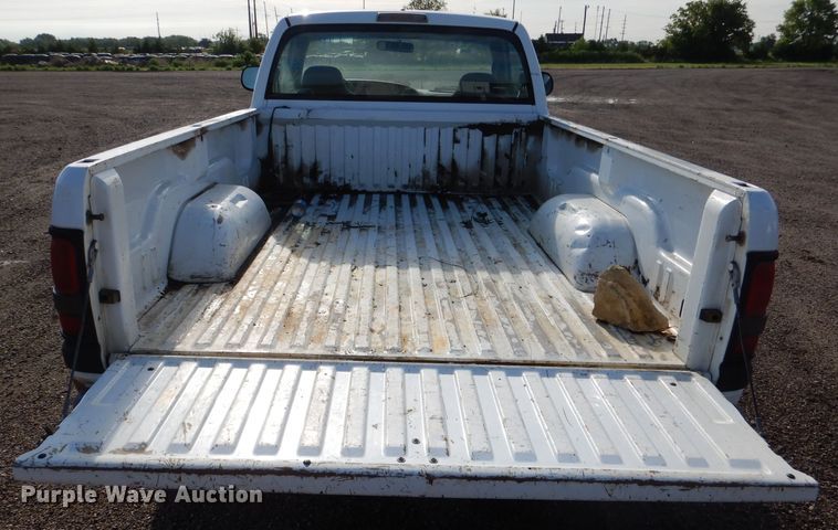 image for item DI4754 2001 Dodge Ram 1500  pickup truck
