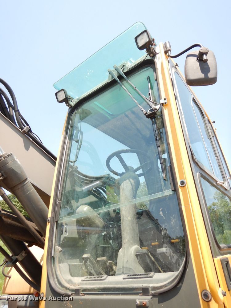 image for item DI6675 2006 Volvo EW160B  wheeled excavator