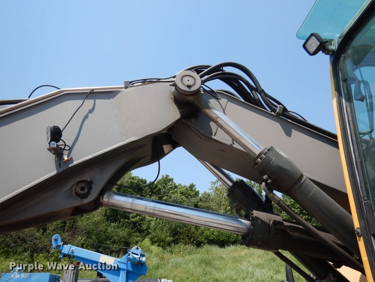 image for item DI6675 2006 Volvo EW160B  wheeled excavator