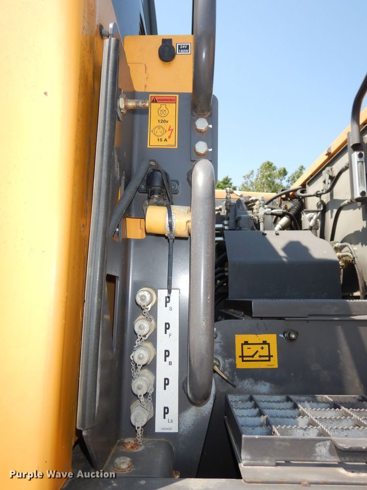 image for item DI6675 2006 Volvo EW160B  wheeled excavator