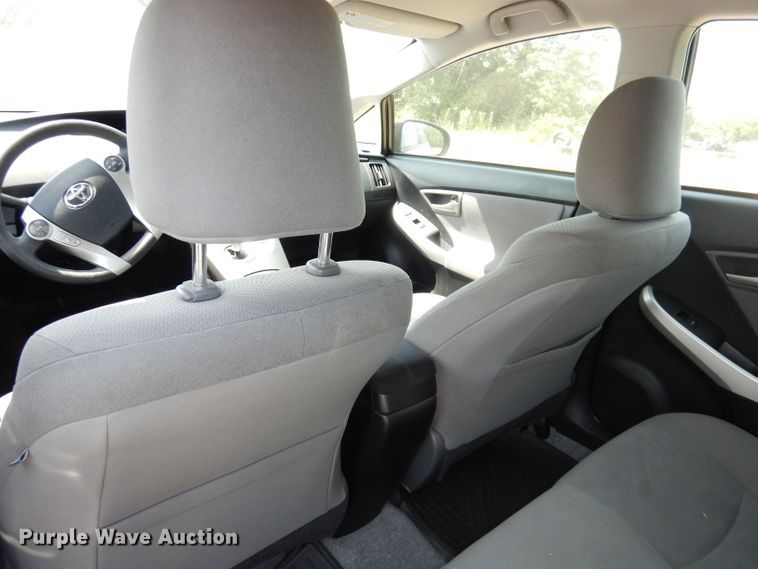 image for item DI6677 2014 Toyota Prius