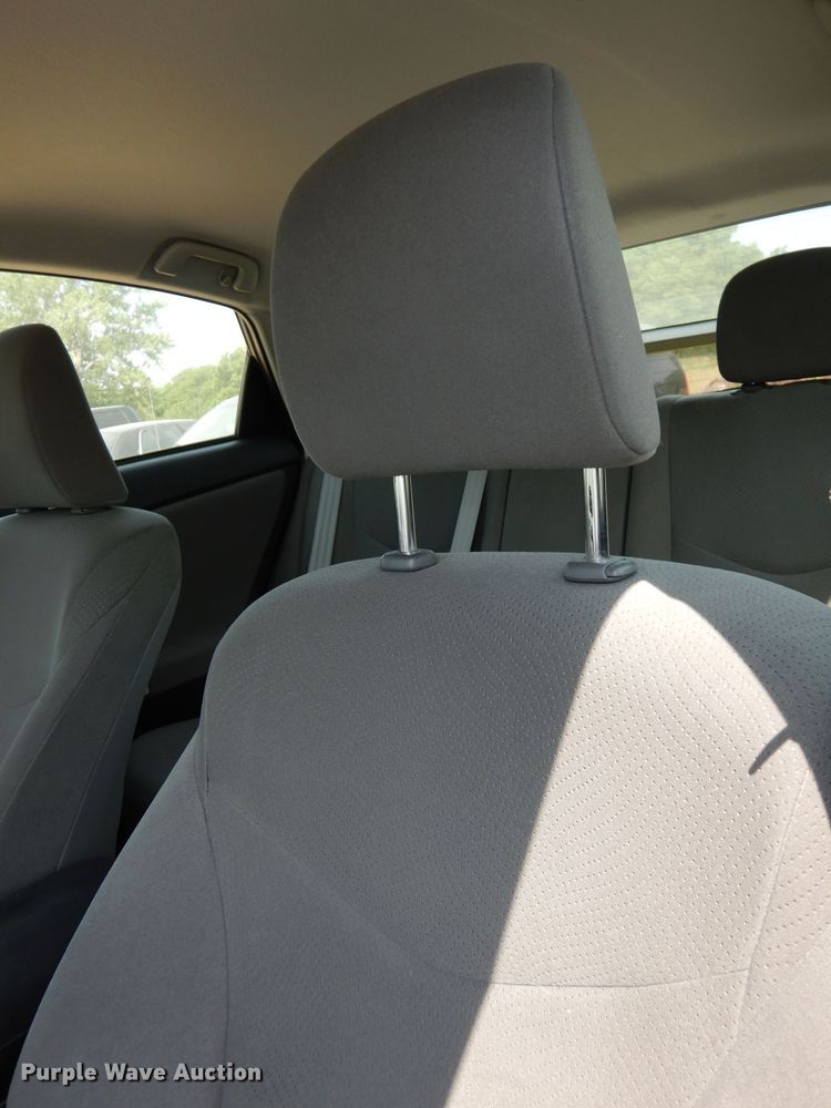 image for item DI6677 2014 Toyota Prius