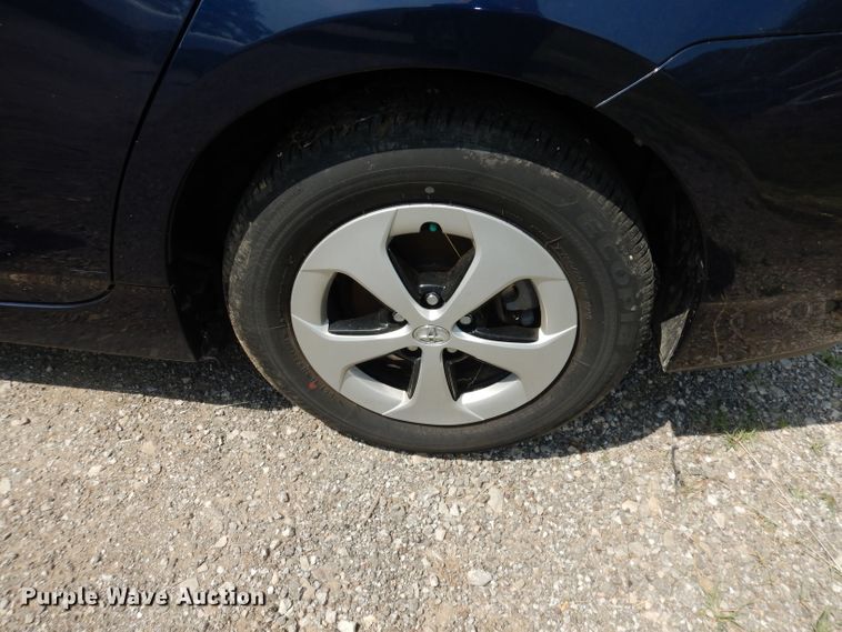 image for item DI6677 2014 Toyota Prius