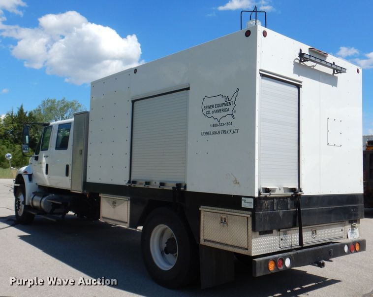 image for item DI6692 2011 International DuraStar 4400  sewer jetter truck