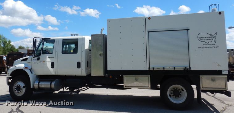 image for item DI6692 2011 International DuraStar 4400  sewer jetter truck