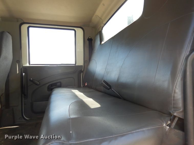 image for item DI6692 2011 International DuraStar 4400  sewer jetter truck