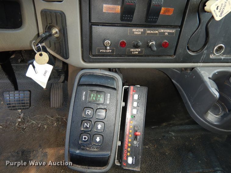 image for item DI6692 2011 International DuraStar 4400  sewer jetter truck