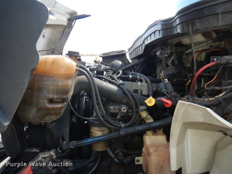 image for item DI6692 2011 International DuraStar 4400  sewer jetter truck