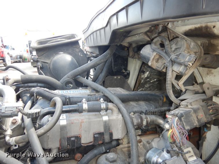 image for item DI6692 2011 International DuraStar 4400  sewer jetter truck