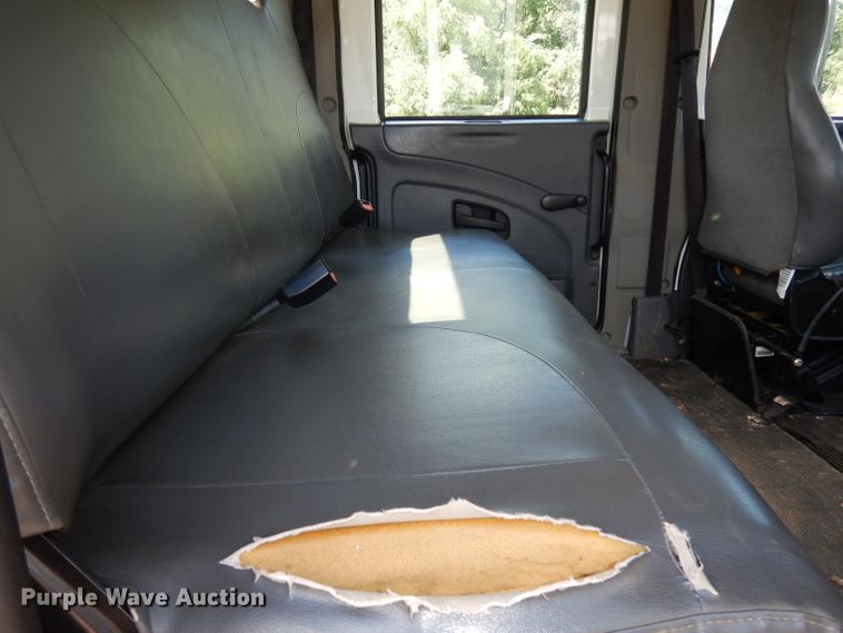 image for item DI6692 2011 International DuraStar 4400  sewer jetter truck