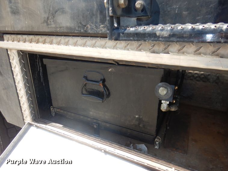 image for item DI6692 2011 International DuraStar 4400  sewer jetter truck