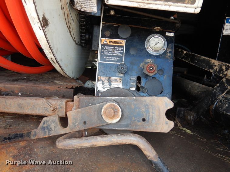 image for item DI6692 2011 International DuraStar 4400  sewer jetter truck