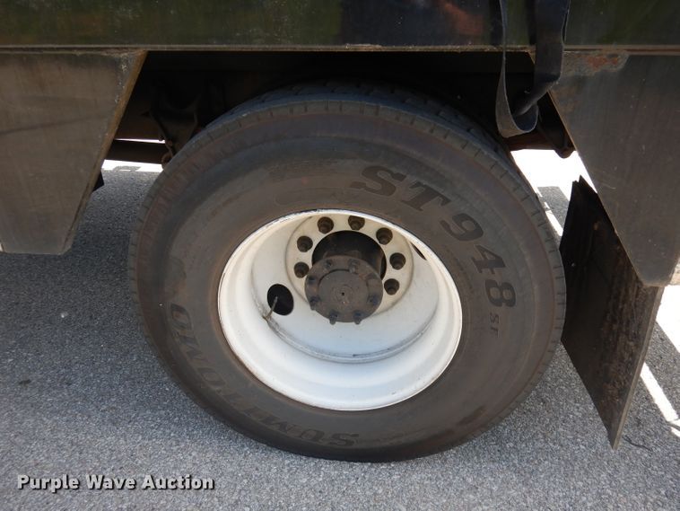 image for item DI6692 2011 International DuraStar 4400  sewer jetter truck