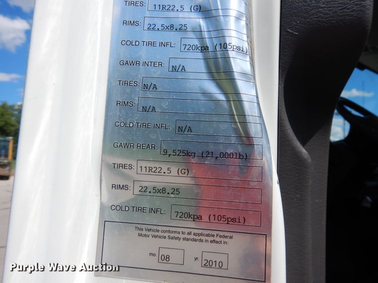 image for item DI6692 2011 International DuraStar 4400  sewer jetter truck