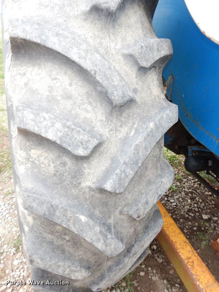 image for item DI6694 Ford 6610  tractor