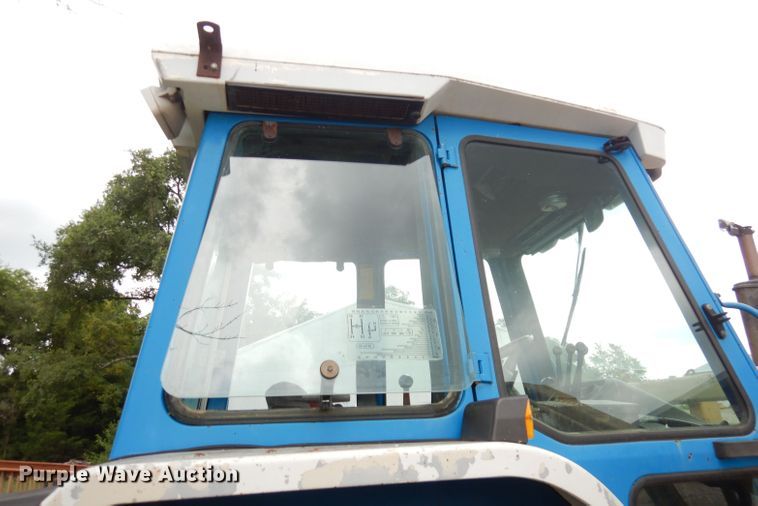 image for item DI6694 Ford 6610  tractor