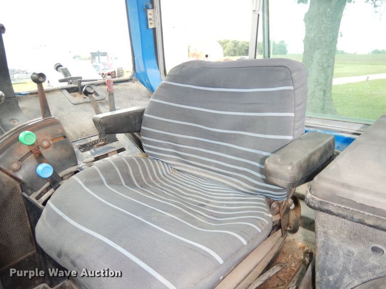 image for item DI6694 Ford 6610  tractor