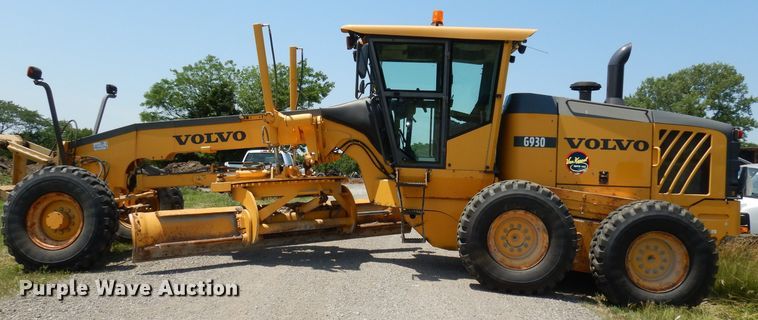 image for item DI6698 2006 Volvo G930  motor grader