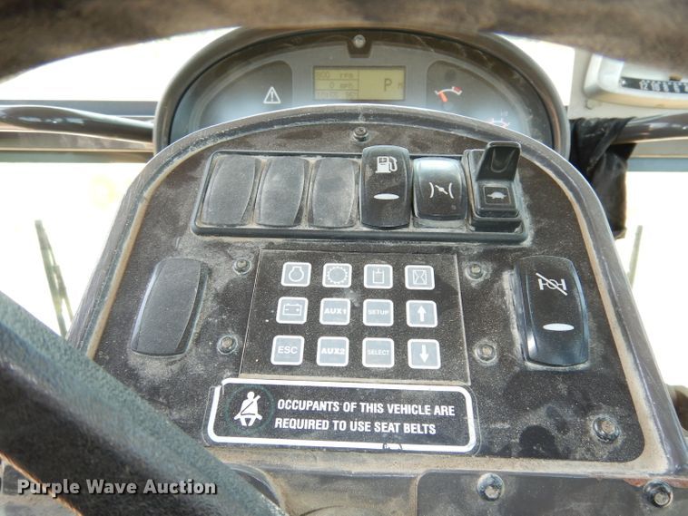 image for item DI6698 2006 Volvo G930  motor grader