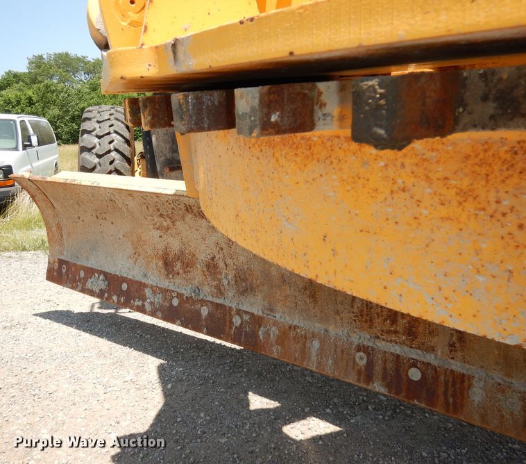 image for item DI6698 2006 Volvo G930  motor grader