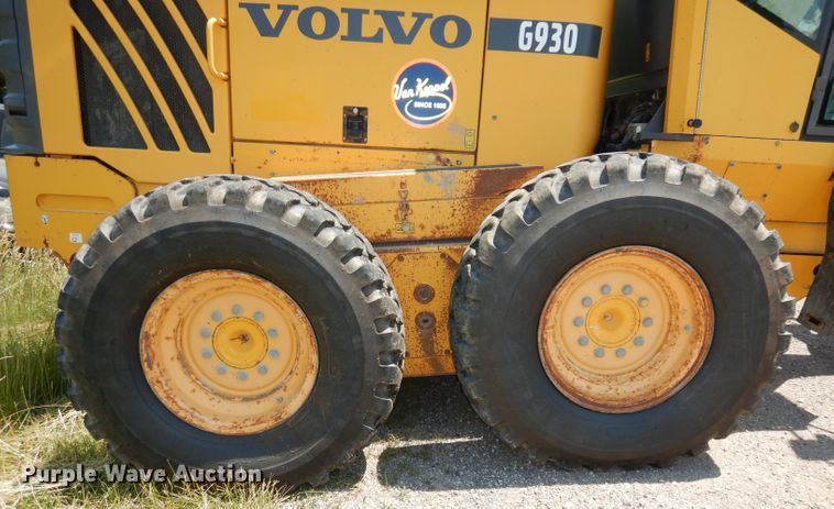 image for item DI6698 2006 Volvo G930  motor grader