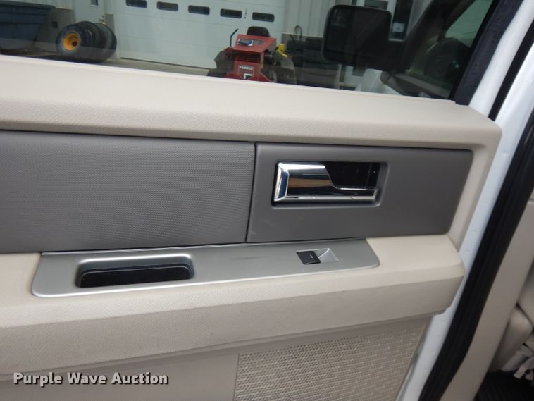 image for item DI6720 2013 Ford Expedition  SUV