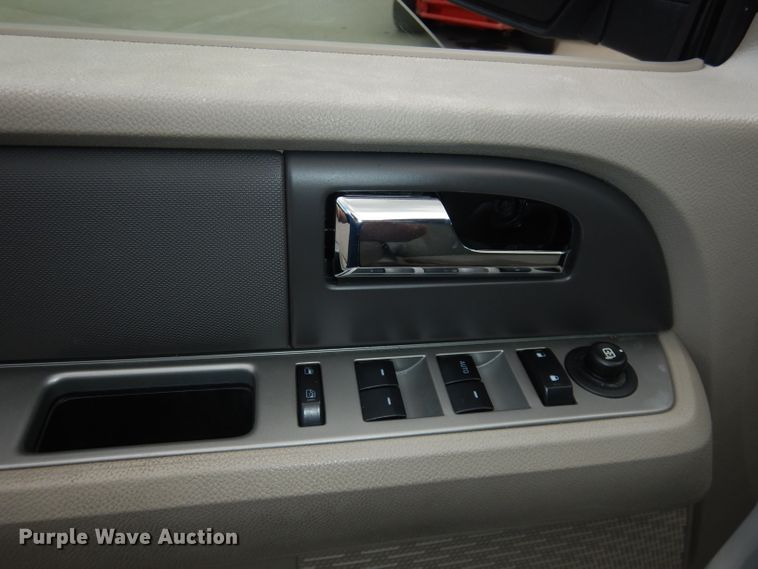 image for item DI6720 2013 Ford Expedition  SUV