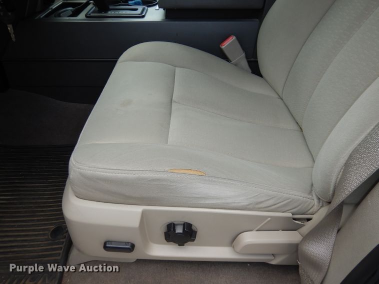 image for item DI6720 2013 Ford Expedition  SUV