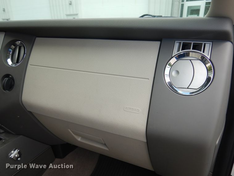 image for item DI6720 2013 Ford Expedition  SUV