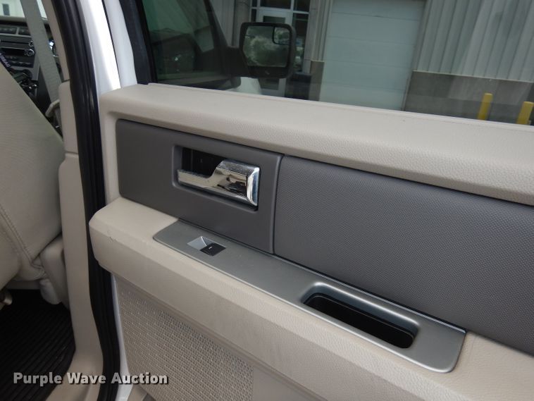 image for item DI6720 2013 Ford Expedition  SUV