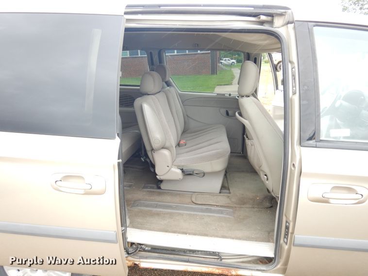 image for item DI6724 2007 Chrysler Town & Country  van